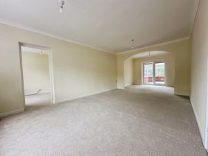 Lounge- click for photo gallery